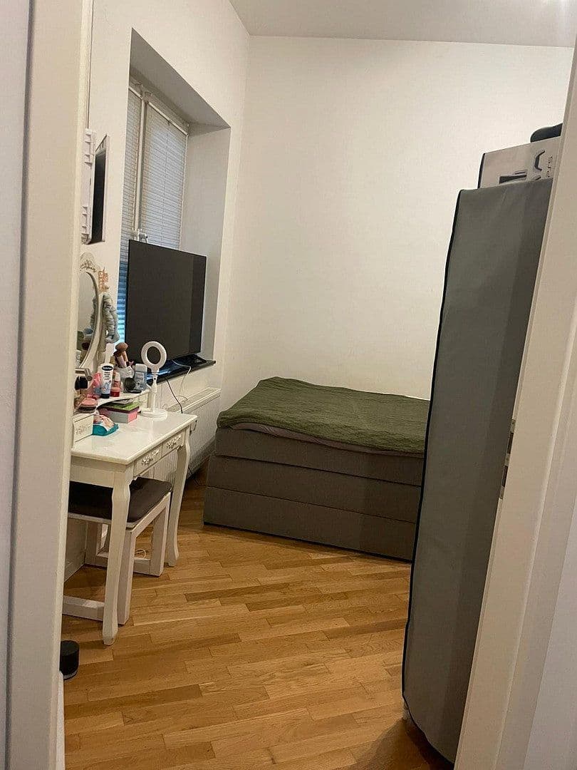 Pronájem bytu 2+1 39 m², Neusser Straße 263, Mönchengladbach, Severní Porýní-Vestfálsko Pronájem bytu 2+1 39 m², Neusser Straße 263, Mönchengladbach, Severní Porýní-Vestfálsko