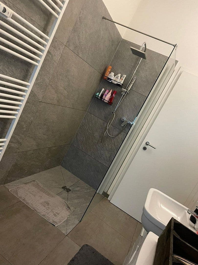Pronájem bytu 2+1 39 m², Neusser Straße 263, Mönchengladbach, Severní Porýní-Vestfálsko Pronájem bytu 2+1 39 m², Neusser Straße 263, Mönchengladbach, Severní Porýní-Vestfálsko