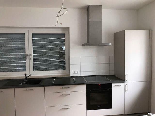 Pronájem bytu 2+1 62 m², Heidenheim an der Brenz, Bádensko-Württembersko Pronájem bytu 2+1 62 m², Heidenheim an der Brenz, Bádensko-Württembersko
