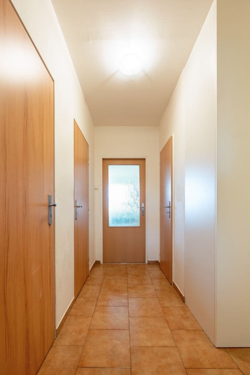 Pronájem bytu 3+1 70 m², V Jezírkách, Praha, Praha Pronájem bytu 3+1 70 m², V Jezírkách, Praha, Praha
