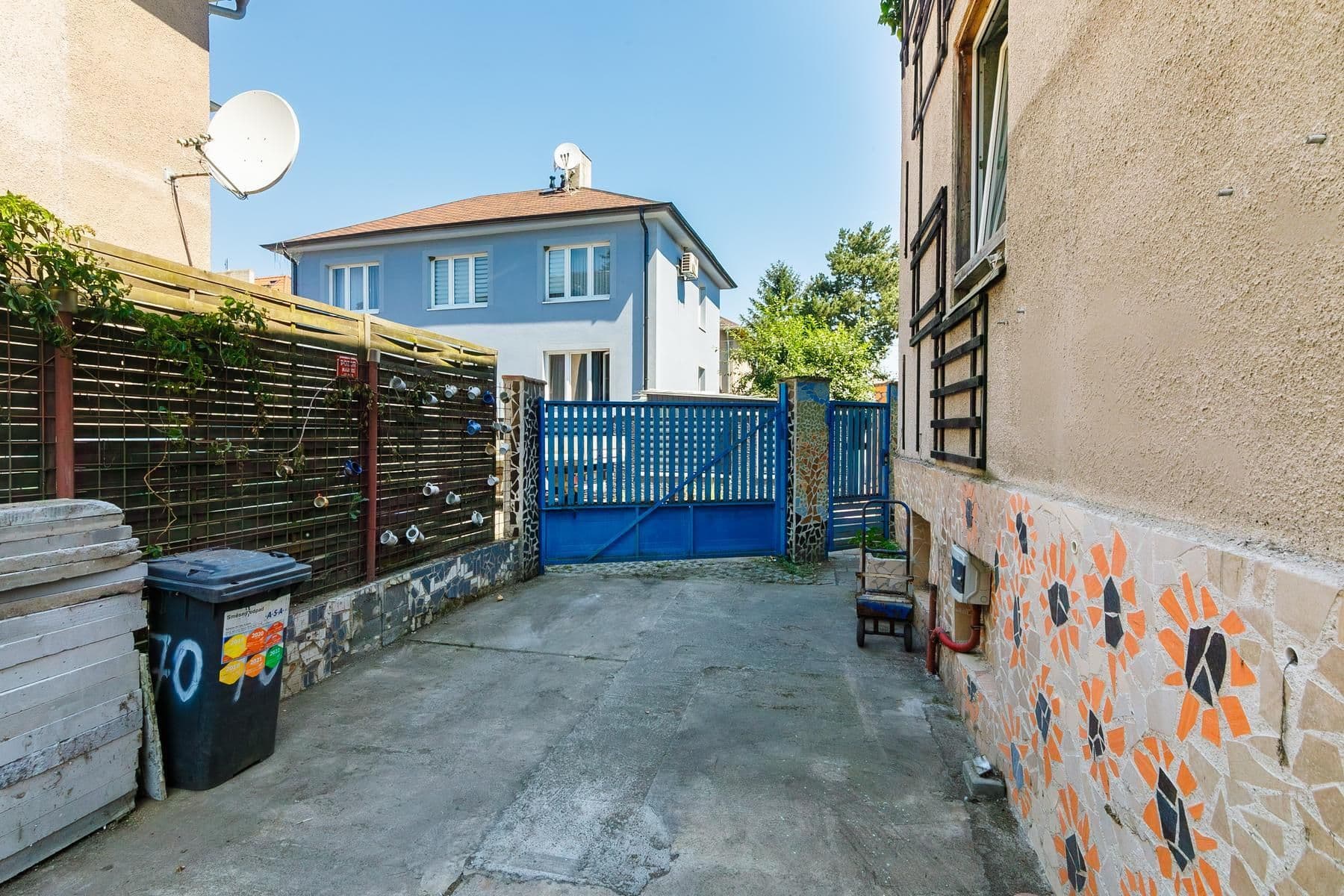 Prodej domu 180 m², pozemek 566 m², Polerady, Polerady, Praha Prodej domu 180 m², pozemek 566 m², Polerady, Polerady, Praha