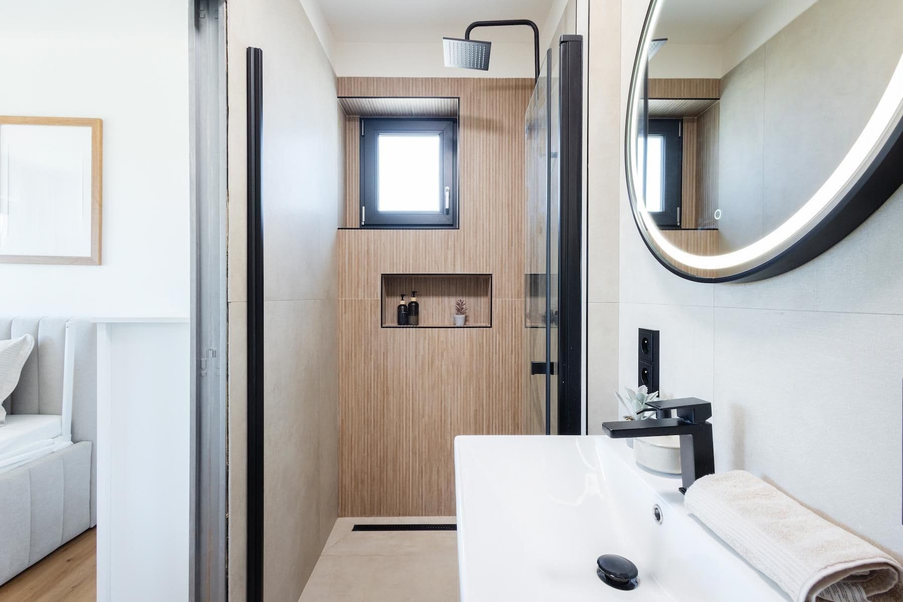 Prodej domu 144 m², pozemek 483 m², Bavoryně, Středočeský kraj Prodej domu 144 m², pozemek 483 m², Bavoryně, Středočeský kraj