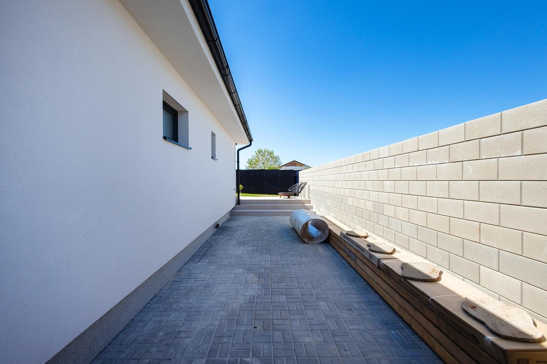 Prodej domu 144 m², pozemek 483 m², Bavoryně, Středočeský kraj Prodej domu 144 m², pozemek 483 m², Bavoryně, Středočeský kraj