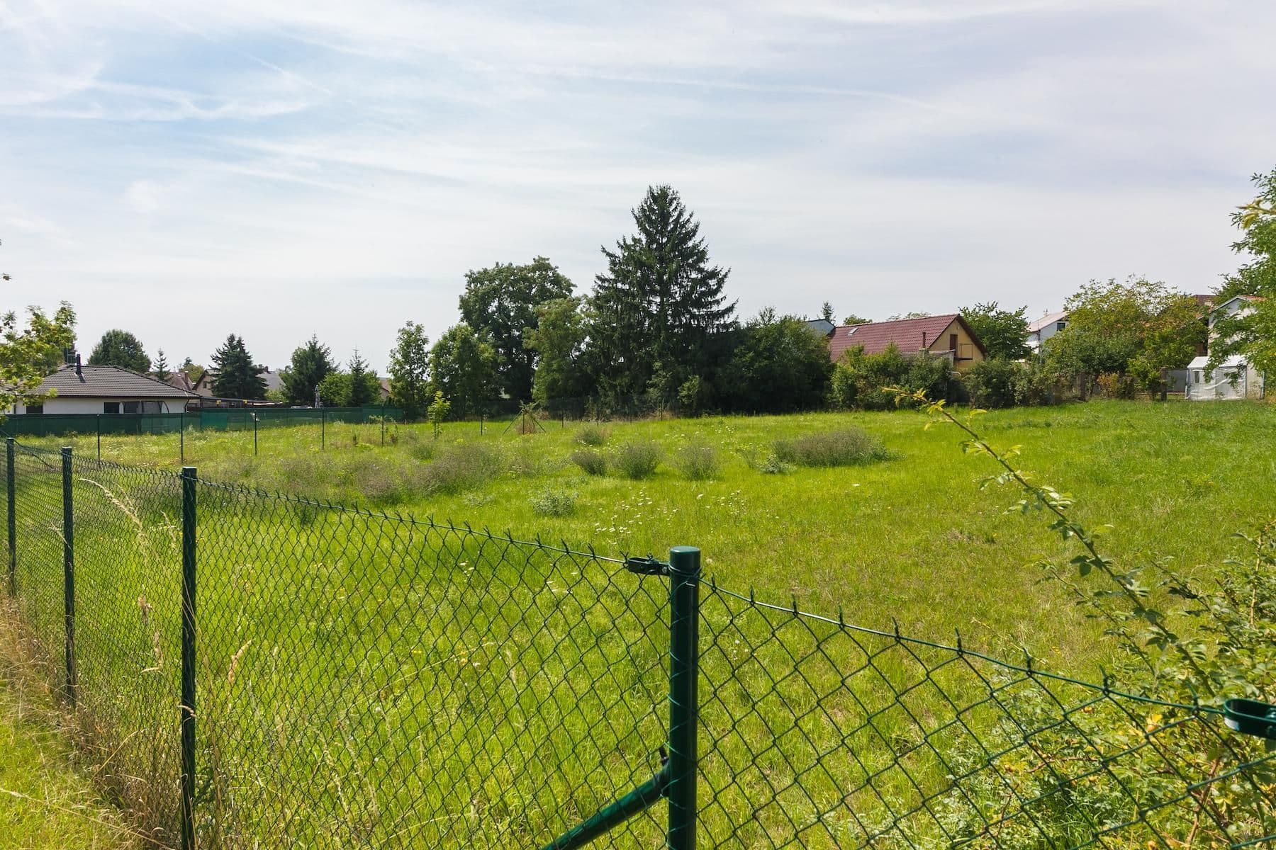 Prodej pozemku 1.240 m², Květinová, Čakovičky, Středočeský kraj Prodej pozemku 1.240 m², Květinová, Čakovičky, Středočeský kraj