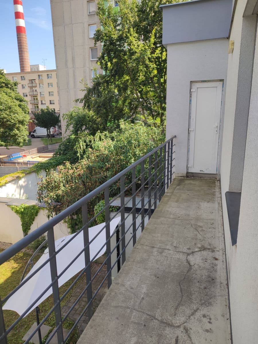 Prodej bytu 2+kk 50 m², Hronovická, Pardubice, Pardubický kraj Prodej bytu 2+kk 50 m², Hronovická, Pardubice, Pardubický kraj