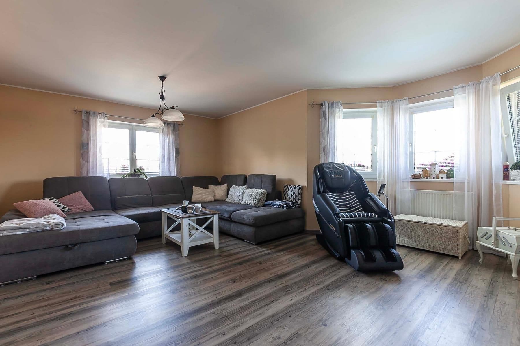 Prodej domu 245 m², pozemek 773 m², Tymákov, Plzeňský kraj Prodej domu 245 m², pozemek 773 m², Tymákov, Plzeňský kraj