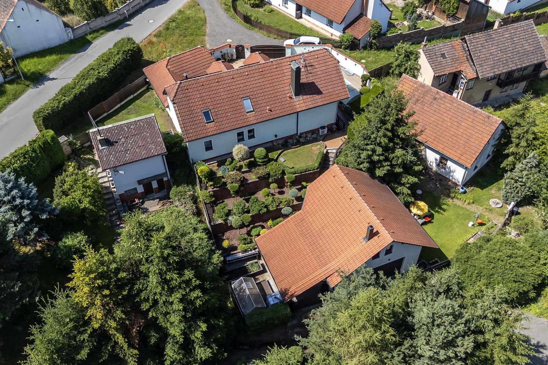 Prodej domu 245 m², pozemek 773 m², Tymákov, Plzeňský kraj Prodej domu 245 m², pozemek 773 m², Tymákov, Plzeňský kraj