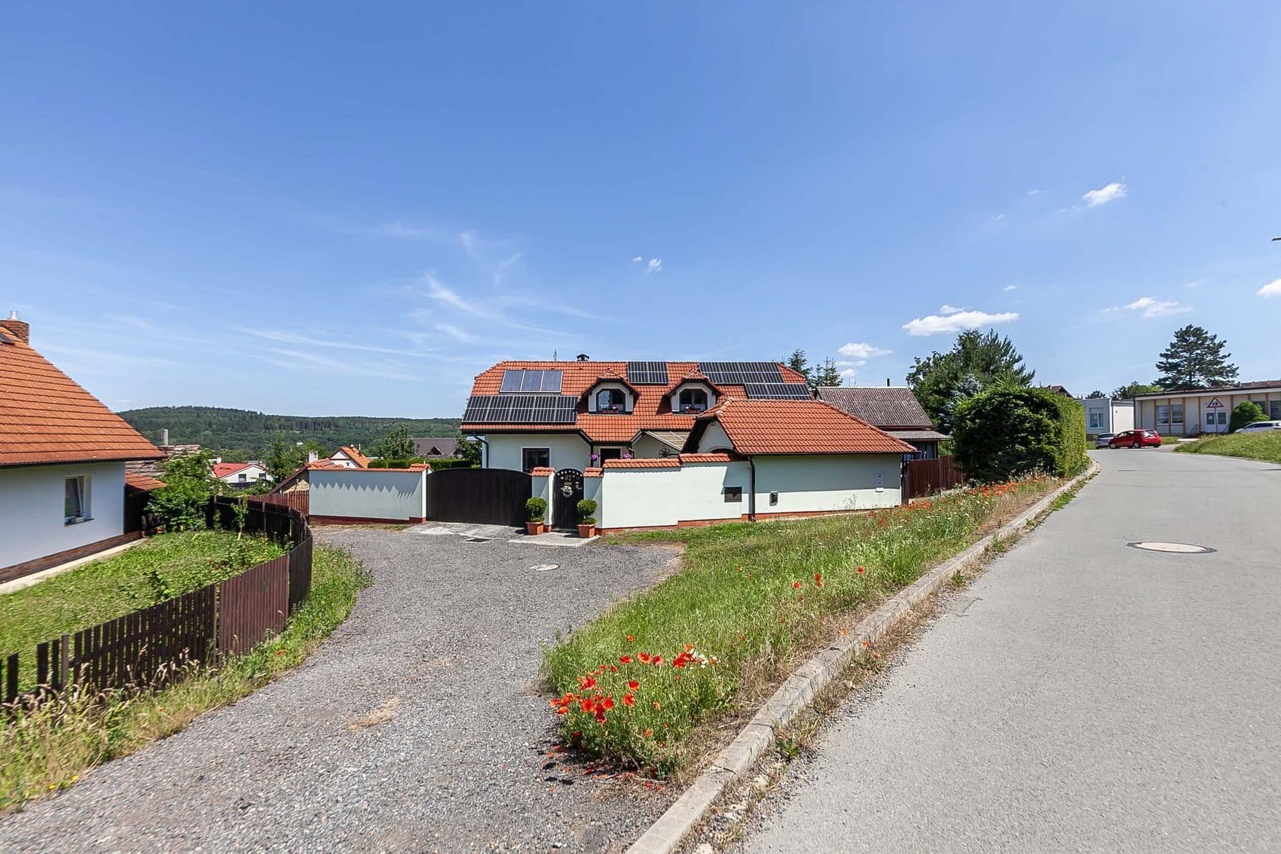 Prodej domu 245 m², pozemek 773 m², Tymákov, Plzeňský kraj Prodej domu 245 m², pozemek 773 m², Tymákov, Plzeňský kraj