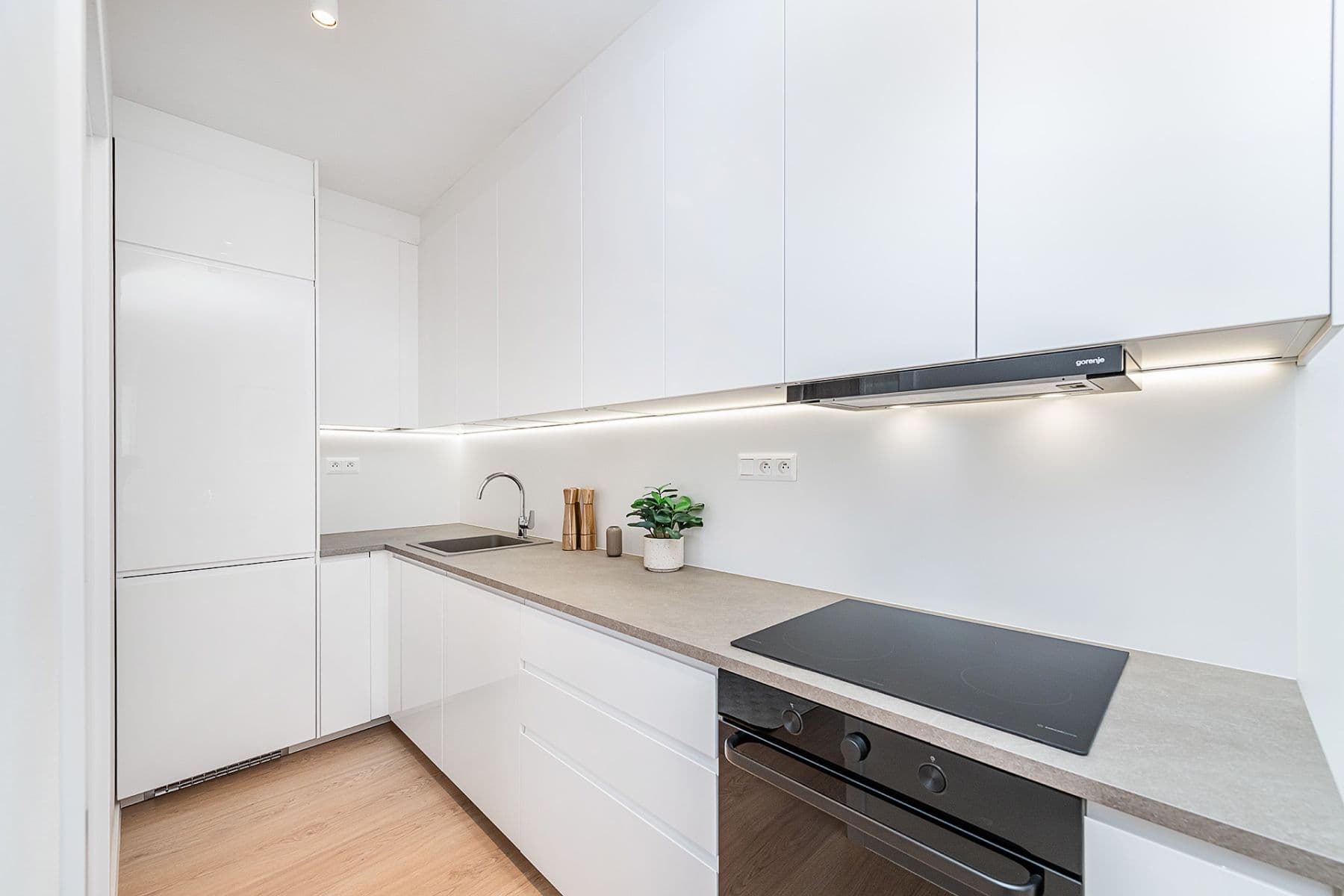 Prodej bytu 4+kk 74 m², Pod Lipami, Praha, Praha Prodej bytu 4+kk 74 m², Pod Lipami, Praha, Praha