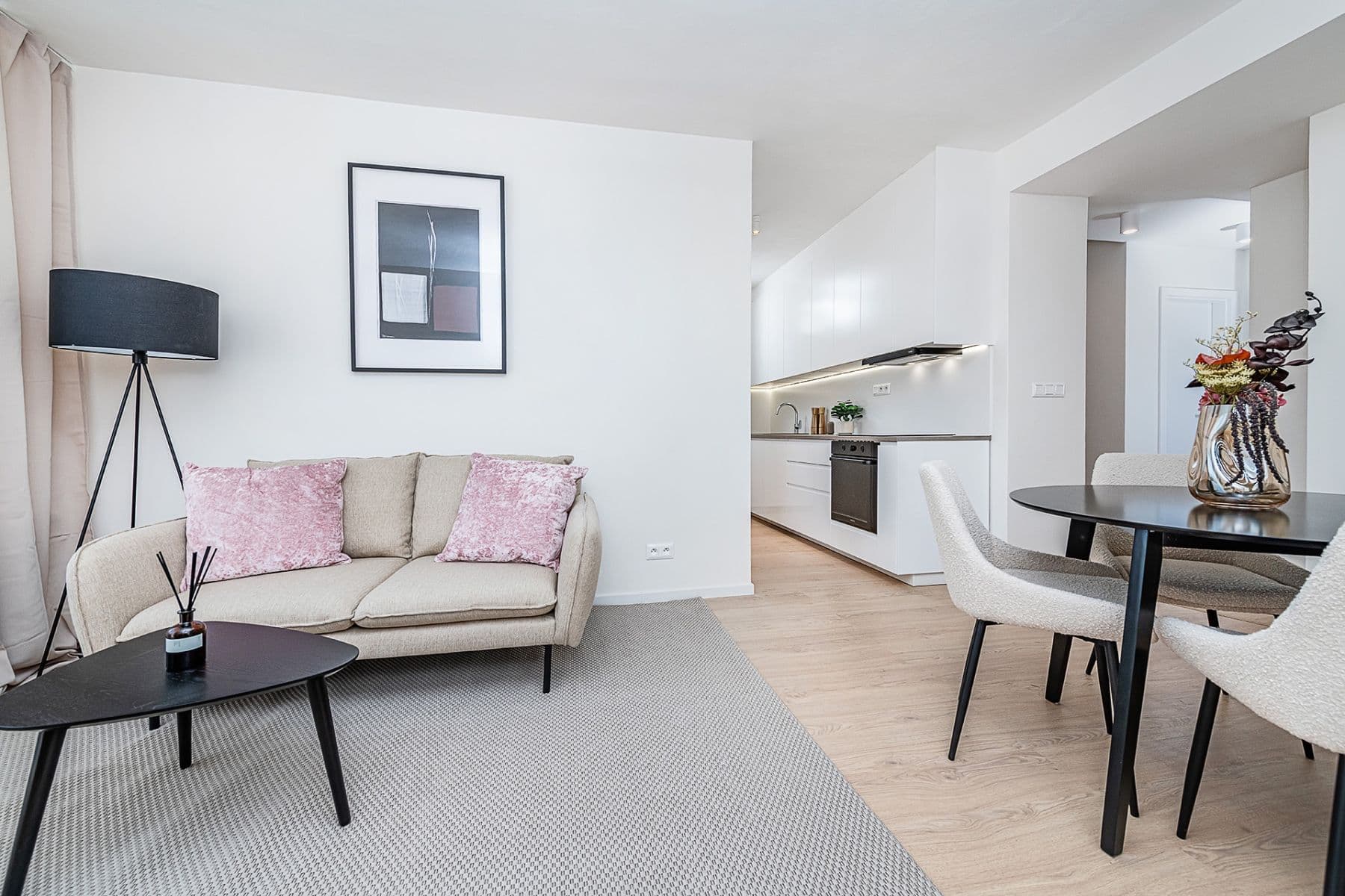 Prodej bytu 4+kk 74 m², Pod Lipami, Praha, Praha Prodej bytu 4+kk 74 m², Pod Lipami, Praha, Praha