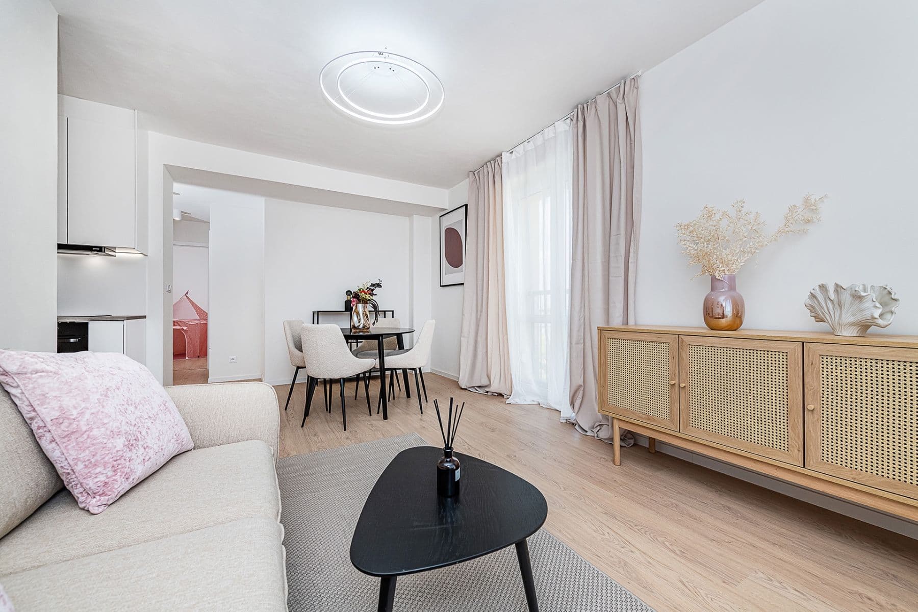 Prodej bytu 4+kk 74 m², Pod Lipami, Praha, Praha Prodej bytu 4+kk 74 m², Pod Lipami, Praha, Praha