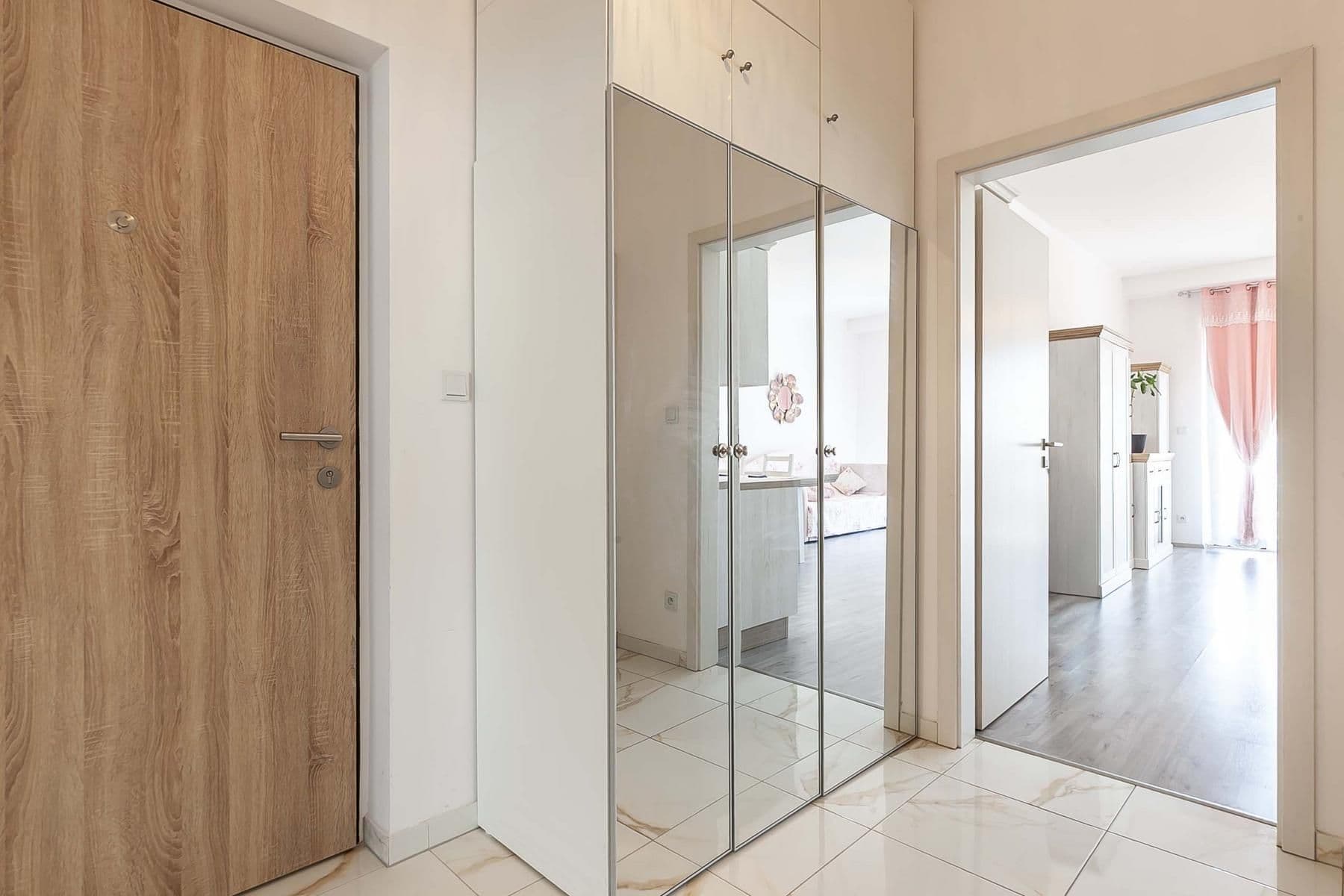 Prodej bytu 2+kk 77 m², Plzeň, Plzeňský kraj Prodej bytu 2+kk 77 m², Plzeň, Plzeňský kraj