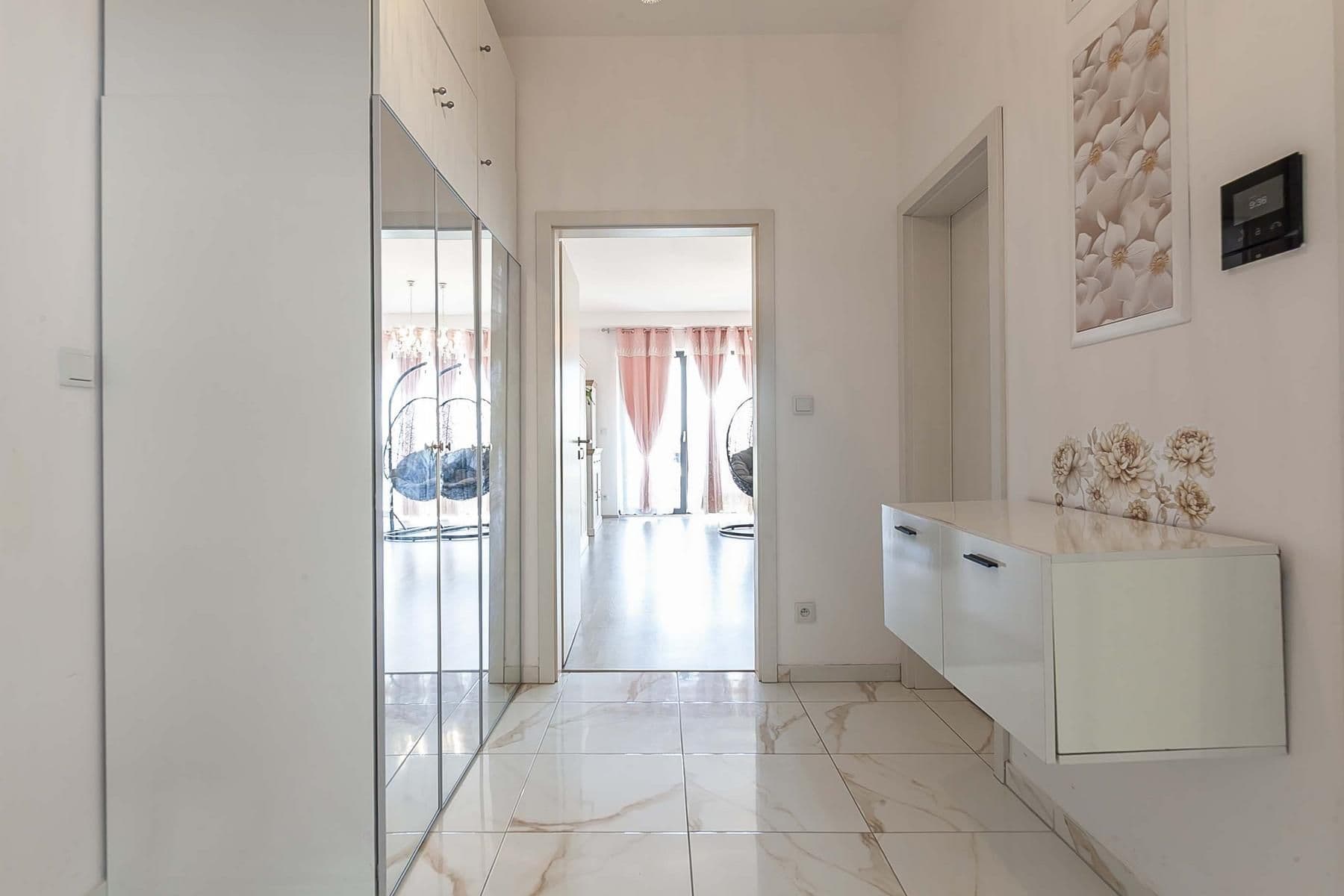 Prodej bytu 2+kk 77 m², Plzeň, Plzeňský kraj Prodej bytu 2+kk 77 m², Plzeň, Plzeňský kraj