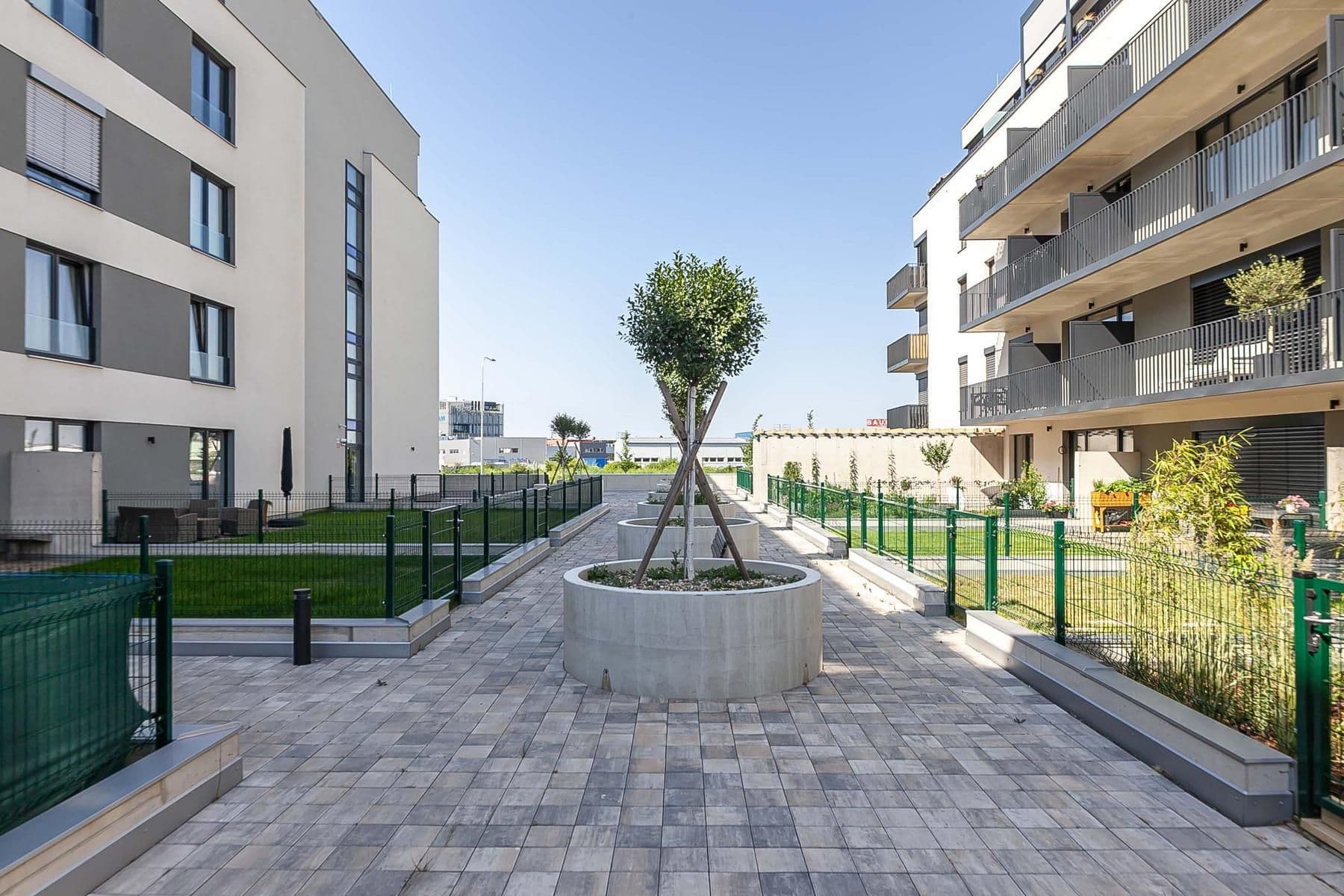 Prodej bytu 2+kk 77 m², Plzeň, Plzeňský kraj Prodej bytu 2+kk 77 m², Plzeň, Plzeňský kraj
