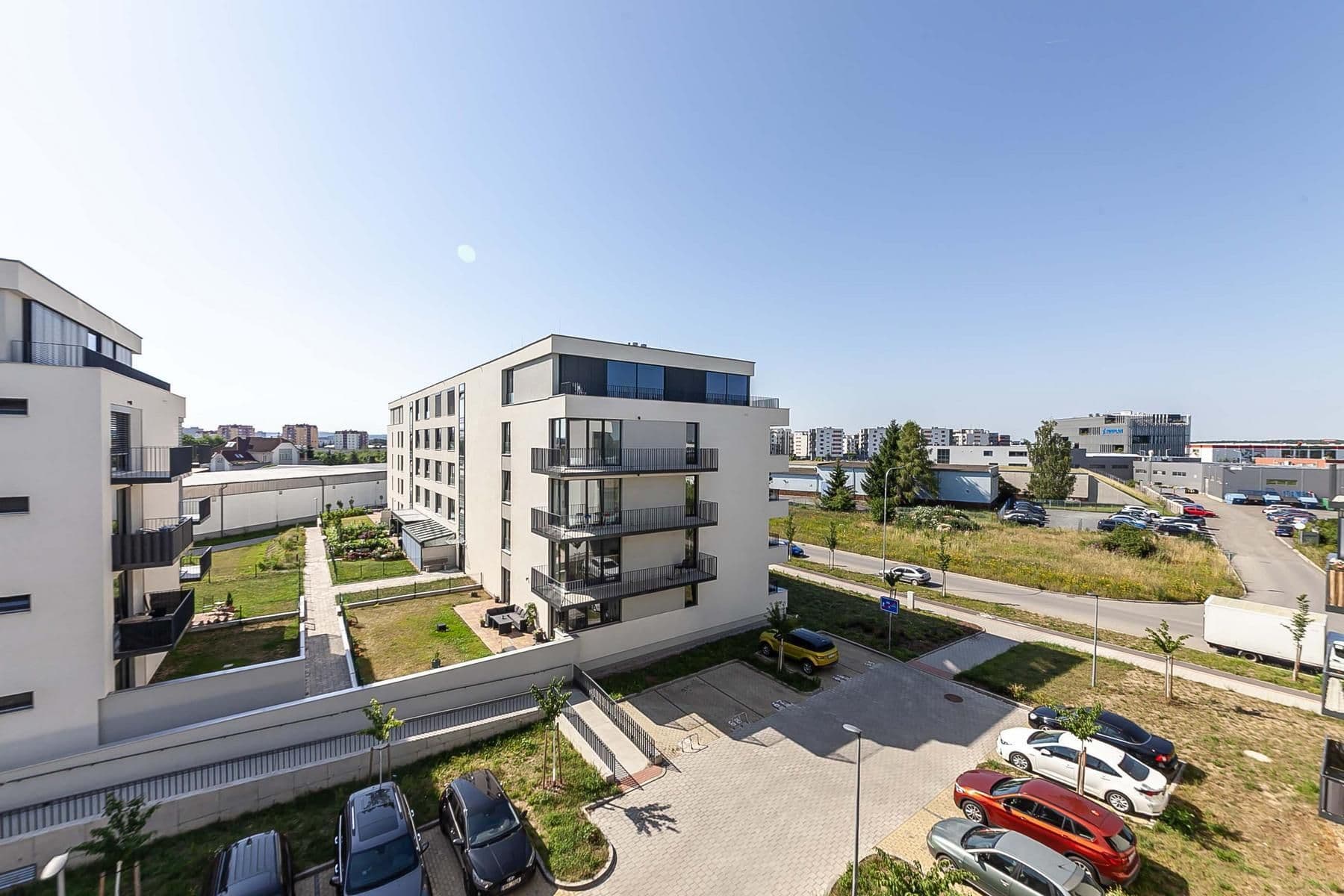 Prodej bytu 2+kk 77 m², Plzeň, Plzeňský kraj Prodej bytu 2+kk 77 m², Plzeň, Plzeňský kraj