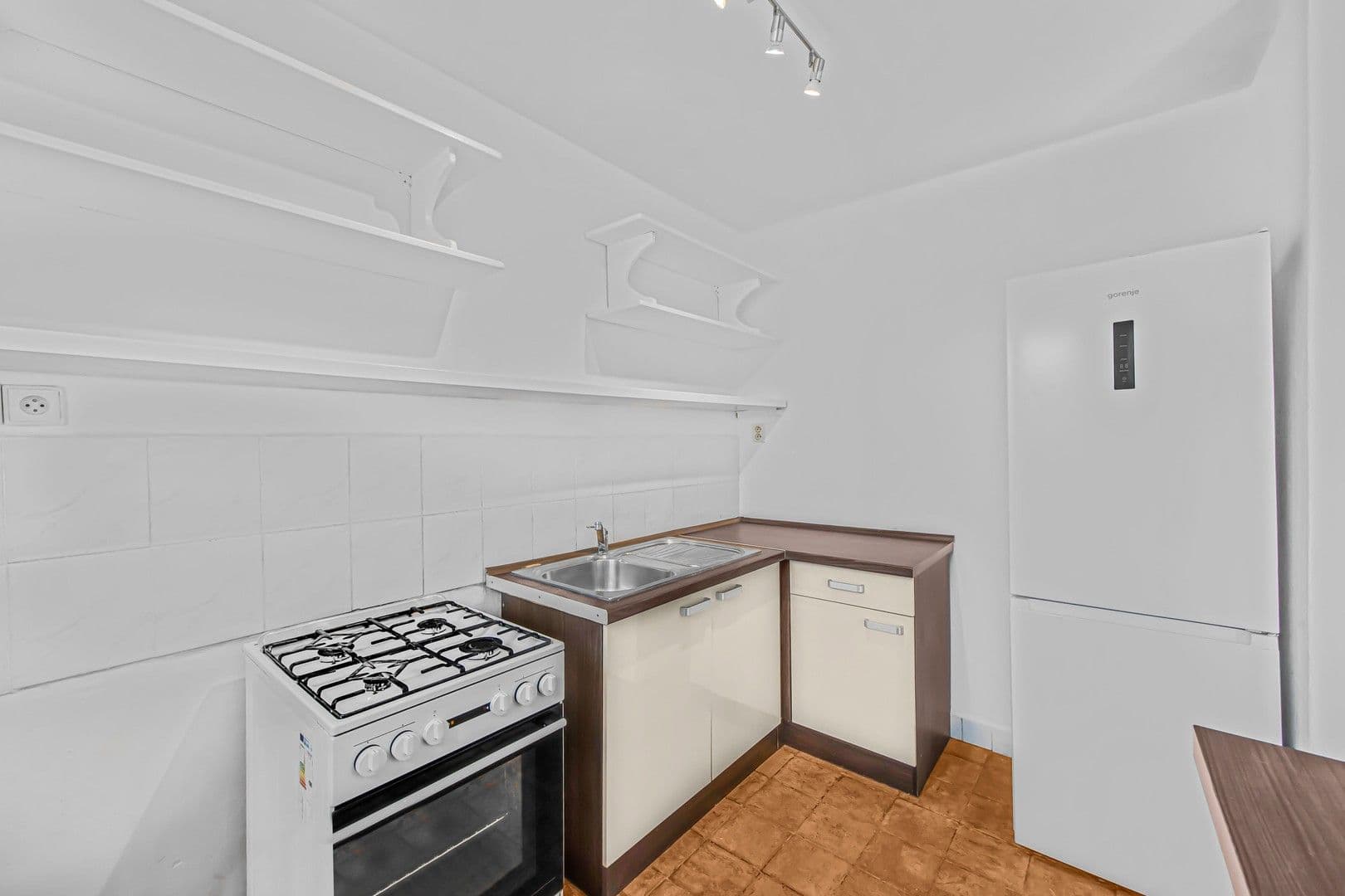 Pronájem bytu 2+kk 45 m², Mládeže, Praha, Praha Pronájem bytu 2+kk 45 m², Mládeže, Praha, Praha