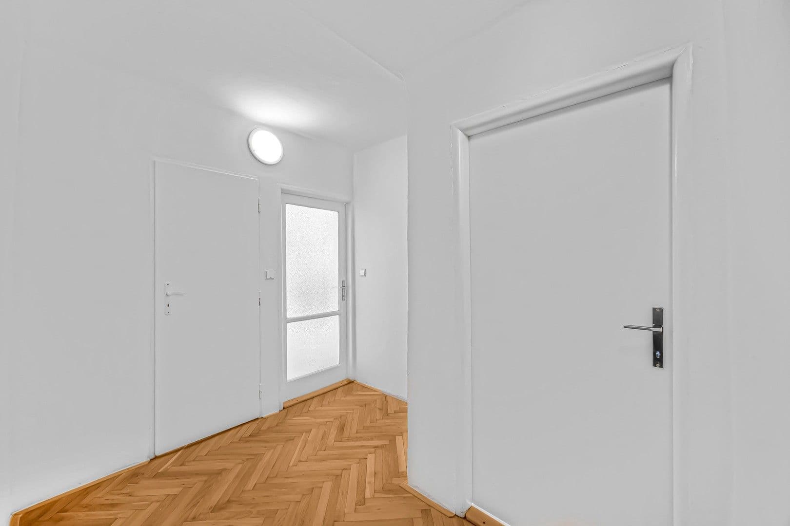 Pronájem bytu 2+kk 45 m², Mládeže, Praha, Praha Pronájem bytu 2+kk 45 m², Mládeže, Praha, Praha