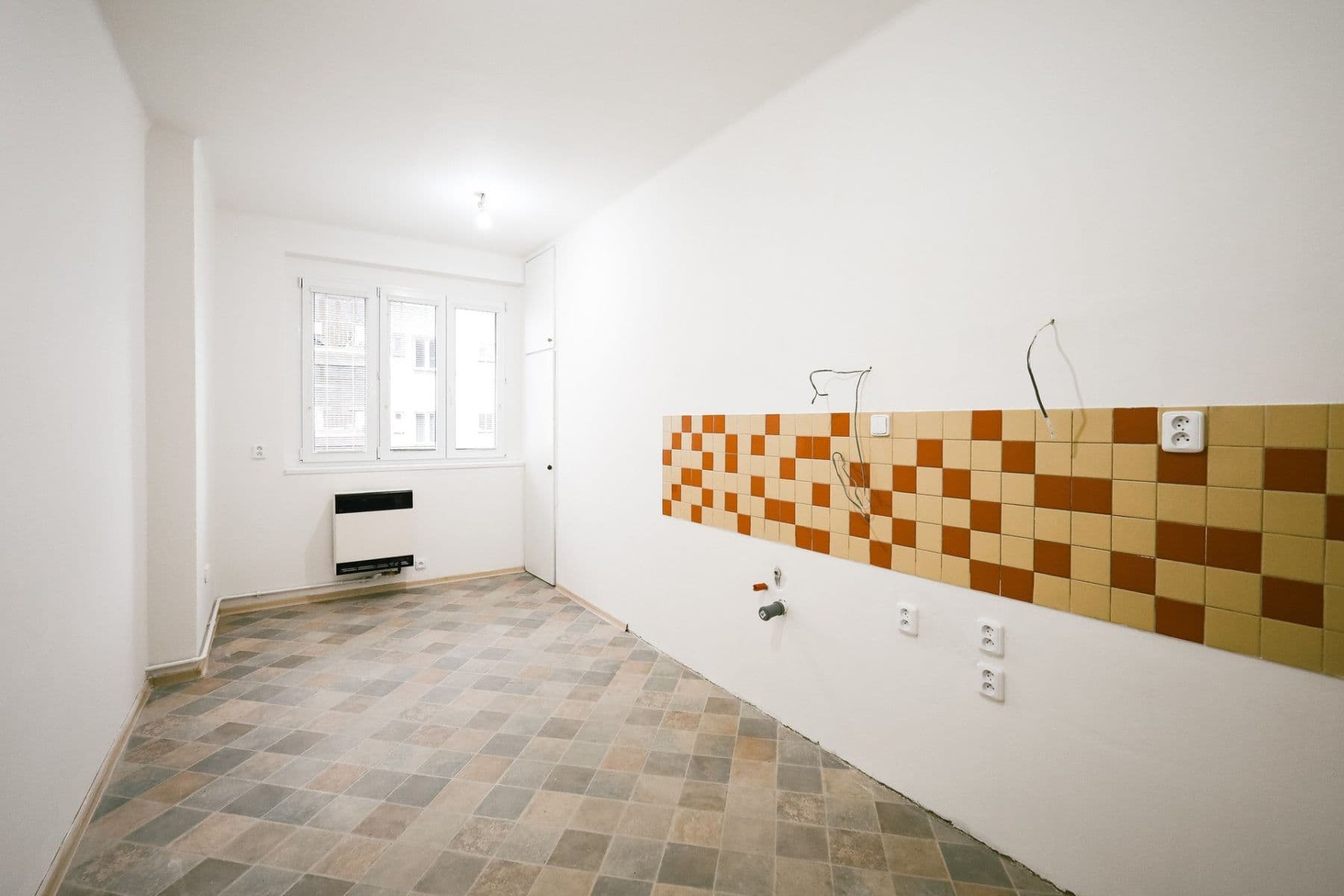 Prodej bytu 2+kk 44 m², Nad Kajetánkou, Praha, Praha Prodej bytu 2+kk 44 m², Nad Kajetánkou, Praha, Praha