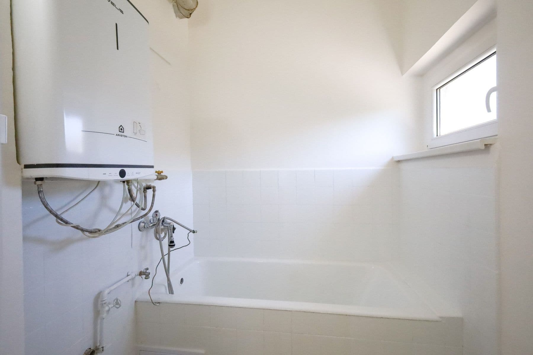 Prodej bytu 2+kk 44 m², Nad Kajetánkou, Praha, Praha Prodej bytu 2+kk 44 m², Nad Kajetánkou, Praha, Praha