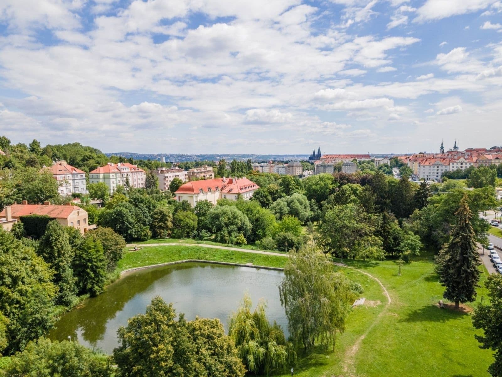 Prodej bytu 2+kk 44 m², Nad Kajetánkou, Praha, Praha Prodej bytu 2+kk 44 m², Nad Kajetánkou, Praha, Praha