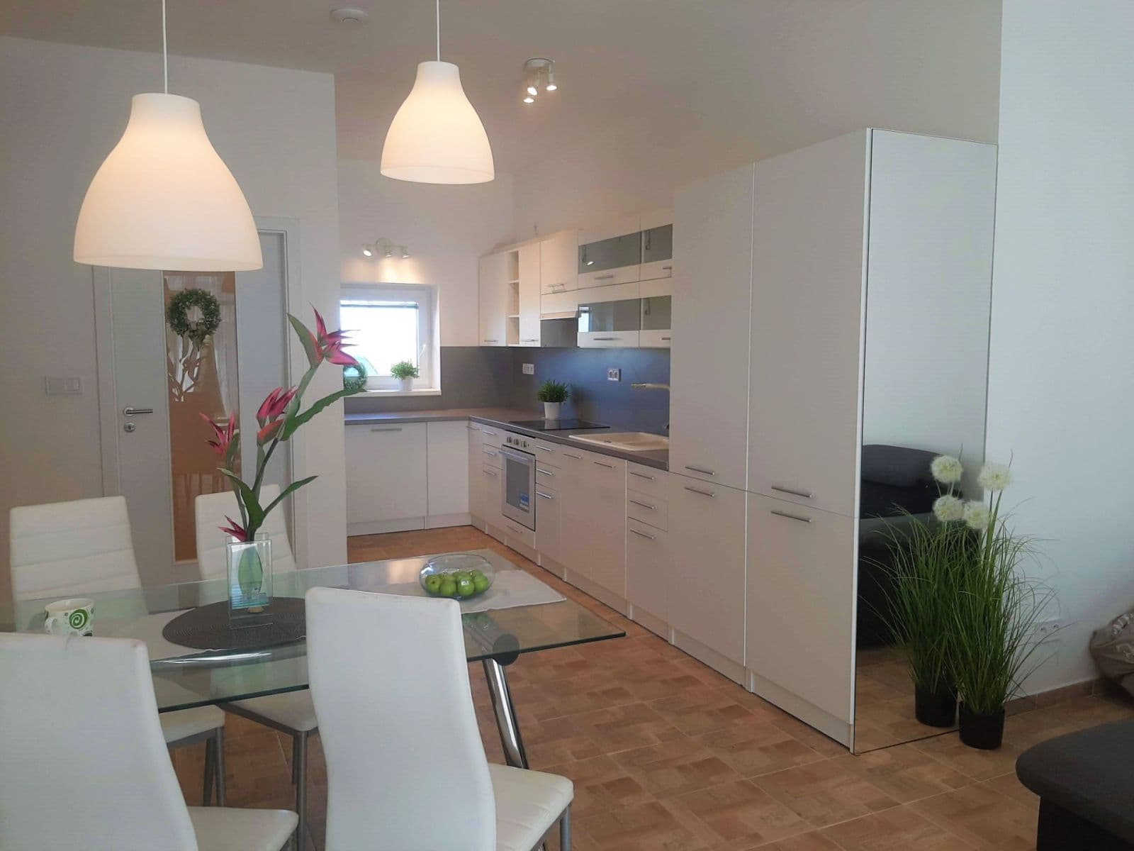 Prodej bytu 4+kk 80 m², Smutného, Znojmo, Jihomoravský kraj Prodej bytu 4+kk 80 m², Smutného, Znojmo, Jihomoravský kraj