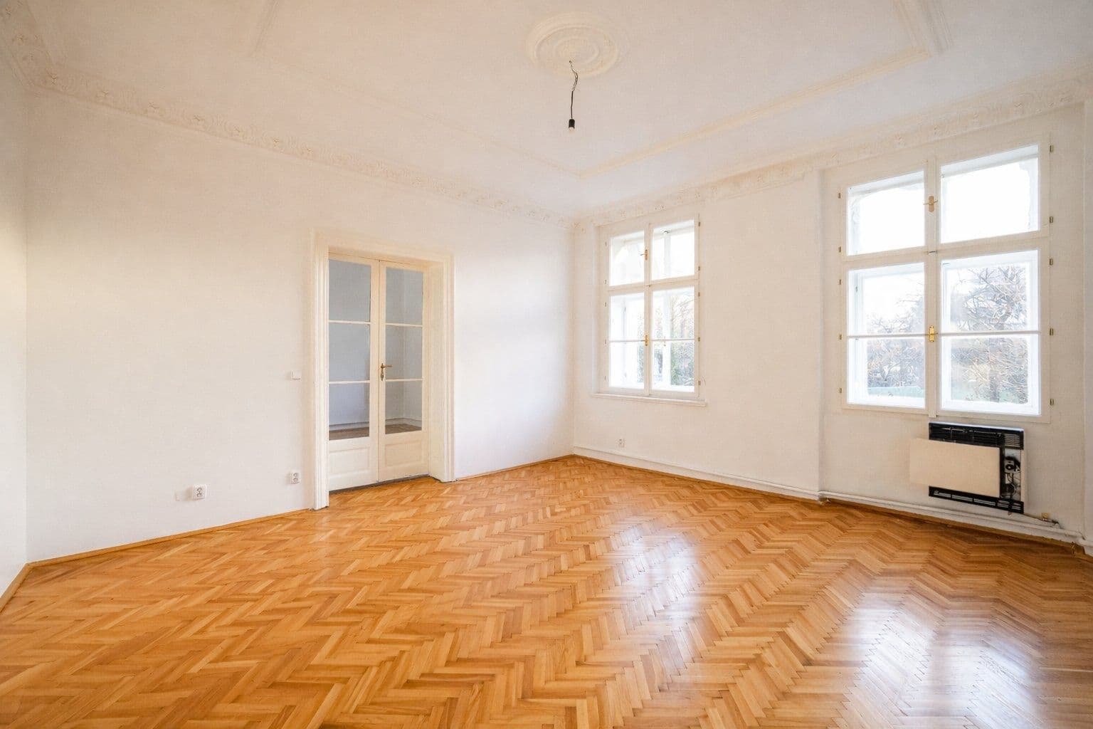 Prodej bytu 2+1 94 m², Karlínské náměstí, Praha, Praha Prodej bytu 2+1 94 m², Karlínské náměstí, Praha, Praha