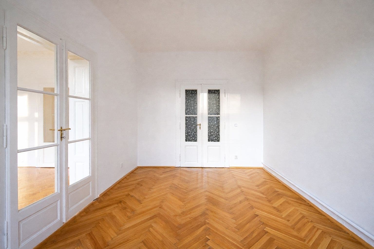 Prodej bytu 2+1 94 m², Karlínské náměstí, Praha, Praha Prodej bytu 2+1 94 m², Karlínské náměstí, Praha, Praha