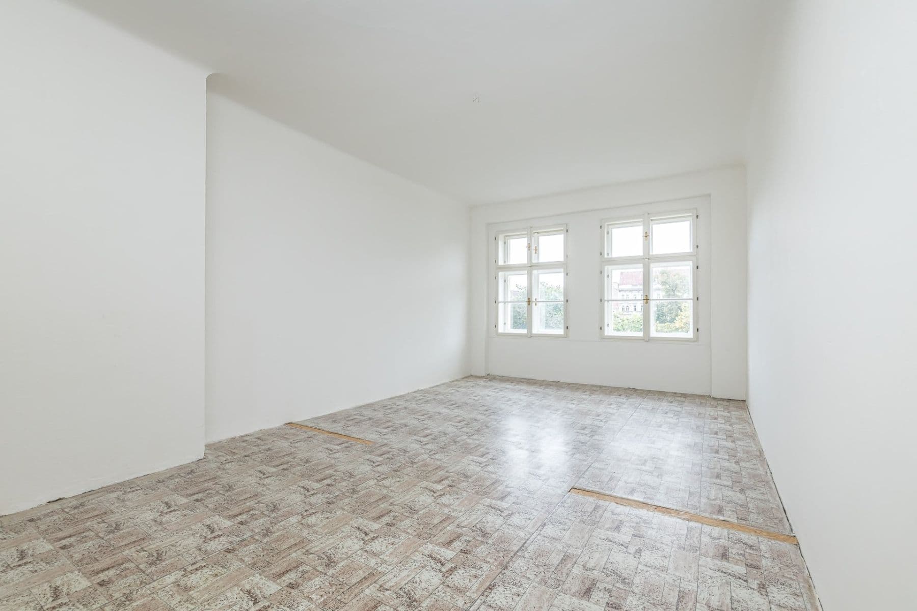 Prodej bytu 2+1 92 m², Karlínské náměstí, Praha, Praha Prodej bytu 2+1 92 m², Karlínské náměstí, Praha, Praha