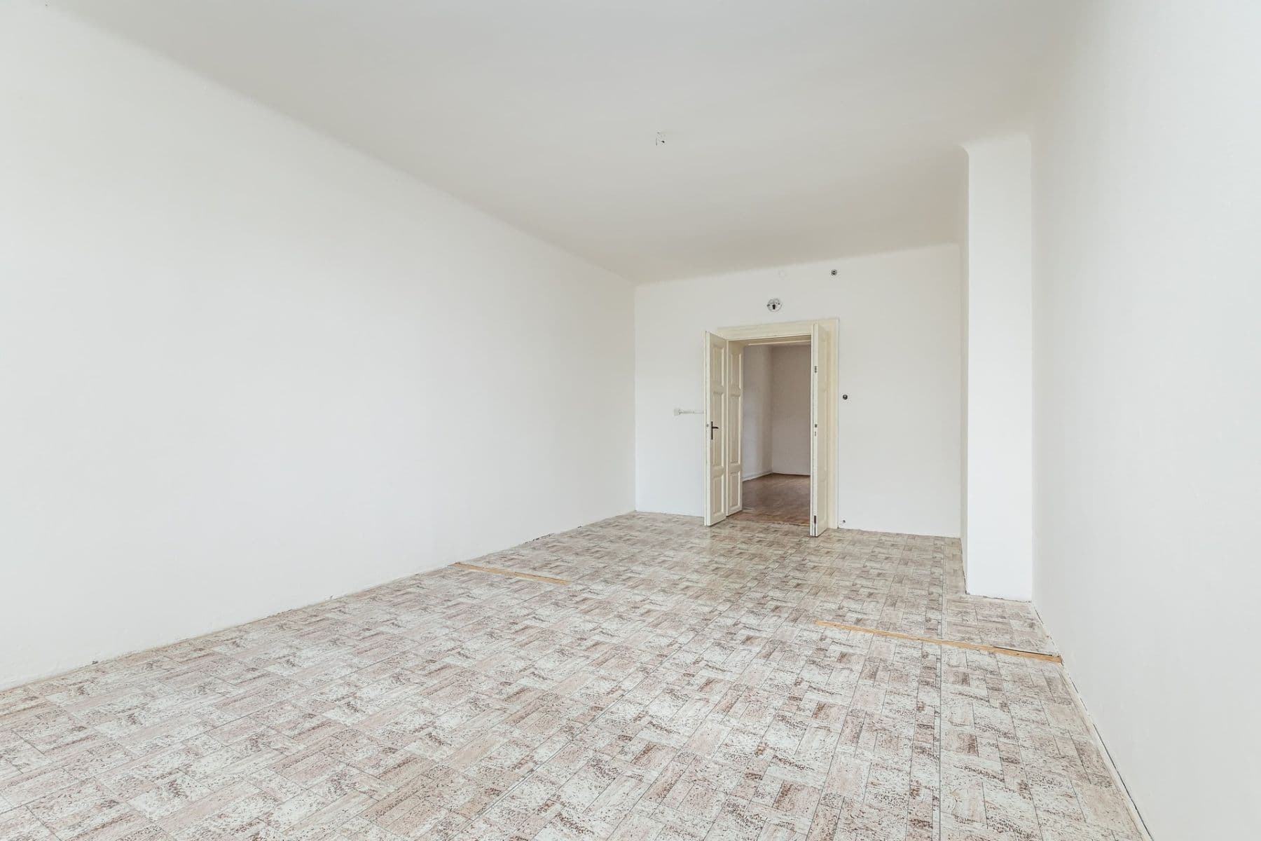Prodej bytu 2+1 92 m², Karlínské náměstí, Praha, Praha Prodej bytu 2+1 92 m², Karlínské náměstí, Praha, Praha