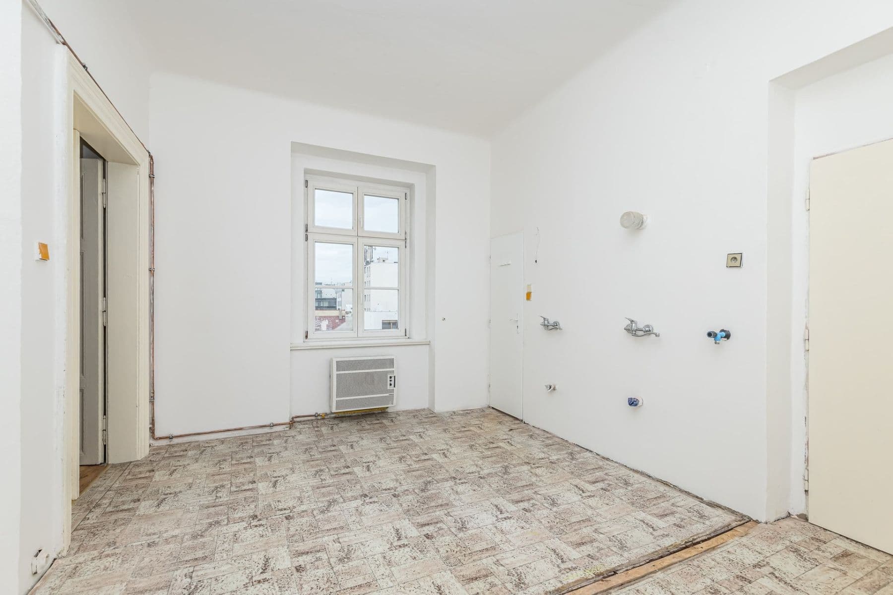 Prodej bytu 2+1 92 m², Karlínské náměstí, Praha, Praha Prodej bytu 2+1 92 m², Karlínské náměstí, Praha, Praha