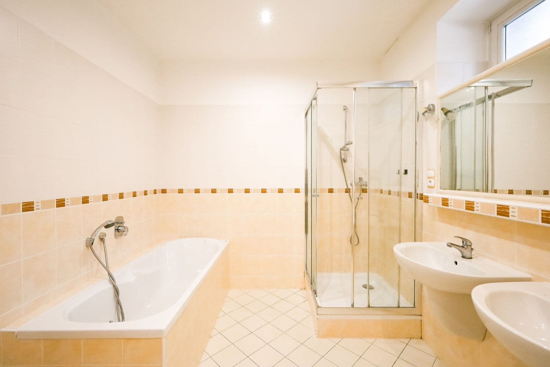 Prodej bytu 3+1 118 m², U Hadovky, Praha, Praha Prodej bytu 3+1 118 m², U Hadovky, Praha, Praha