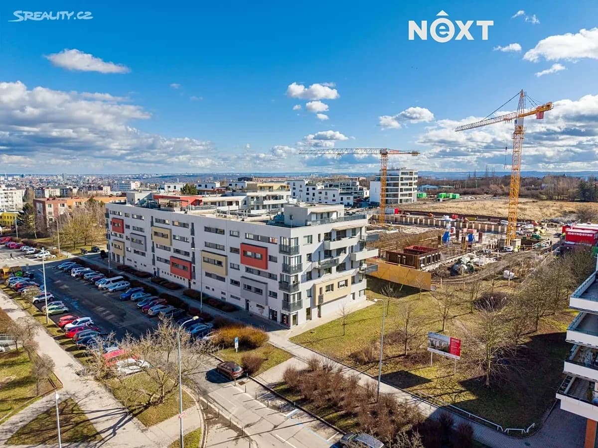 Pronájem garáže 13 m², Högerova, Praha, Praha Pronájem garáže 13 m², Högerova, Praha, Praha