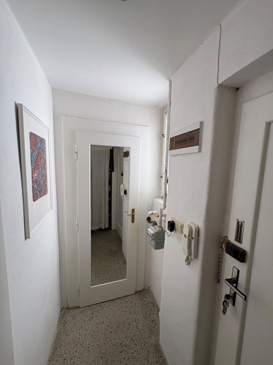 Pronájem bytu 2+kk 38 m², U Kněžské louky, Praha, Praha Pronájem bytu 2+kk 38 m², U Kněžské louky, Praha, Praha