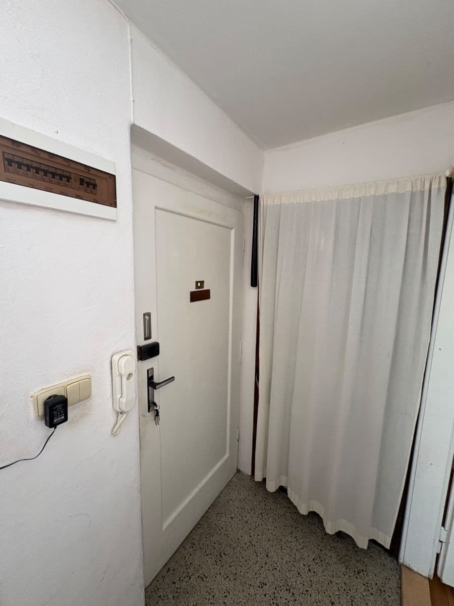 Pronájem bytu 2+kk 38 m², U Kněžské louky, Praha, Praha Pronájem bytu 2+kk 38 m², U Kněžské louky, Praha, Praha