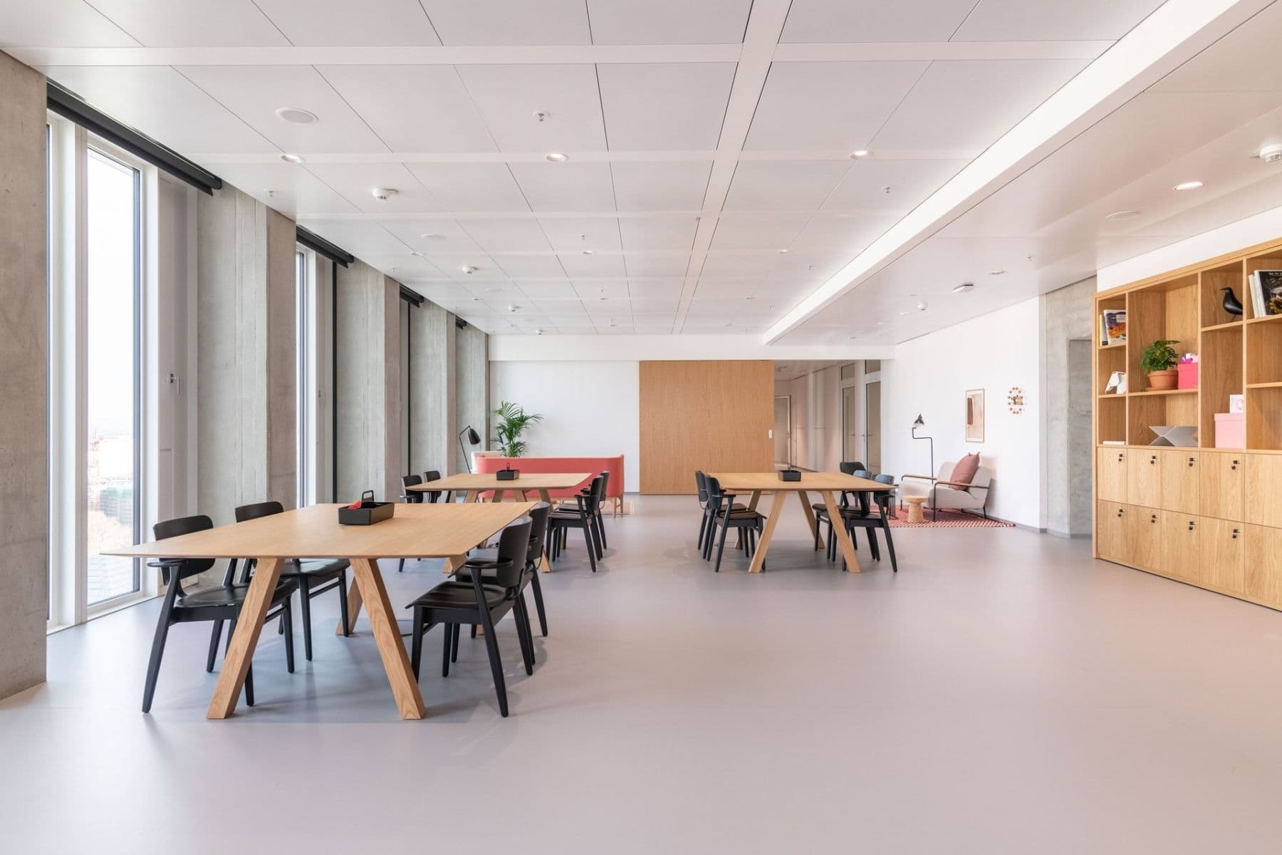 Pronájem kanceláře 6.879 m², Brüsseler Straße 1-3, Frankfurt, Hessen Pronájem kanceláře 6.879 m², Brüsseler Straße 1-3, Frankfurt, Hessen