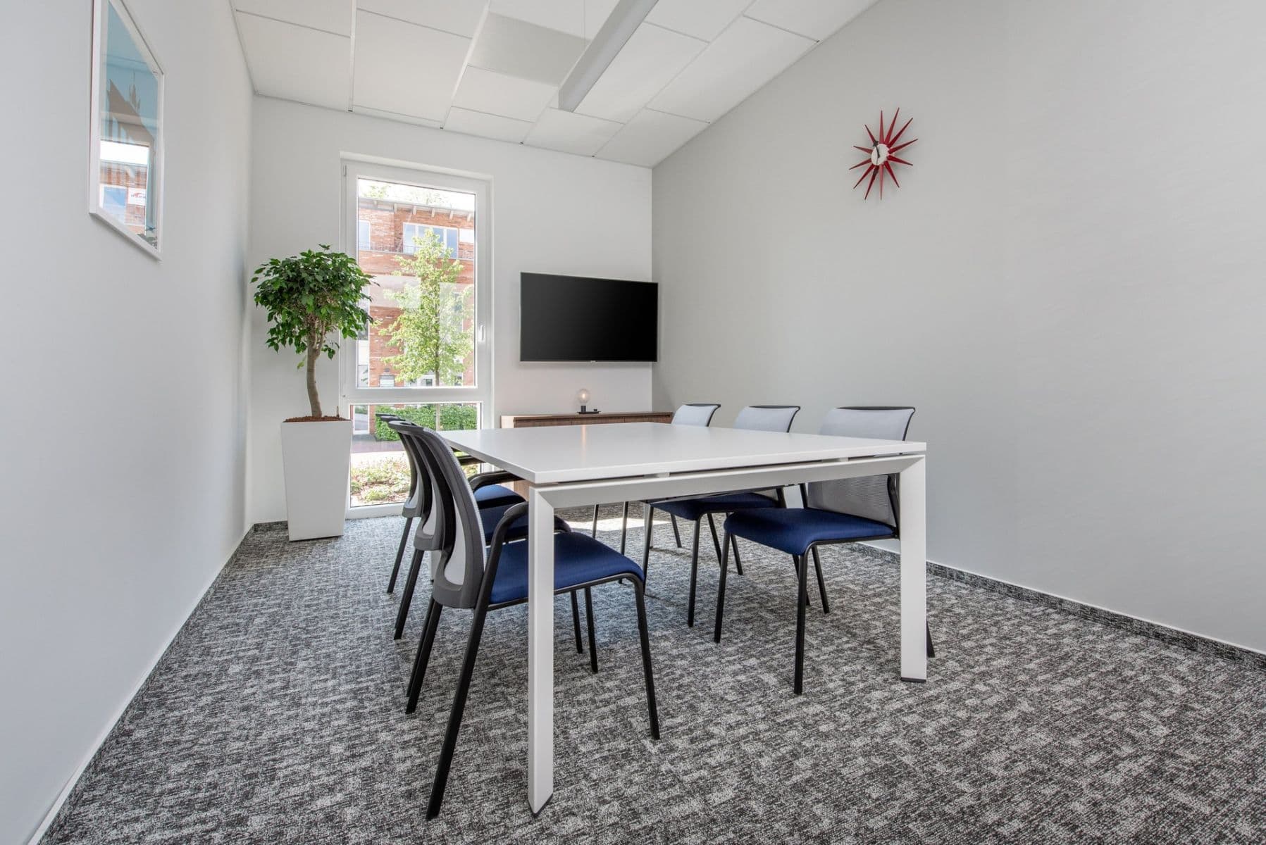 Pronájem kanceláře 2.377 m², Stau 123, Oldenburg, Dolní Sasko Pronájem kanceláře 2.377 m², Stau 123, Oldenburg, Dolní Sasko