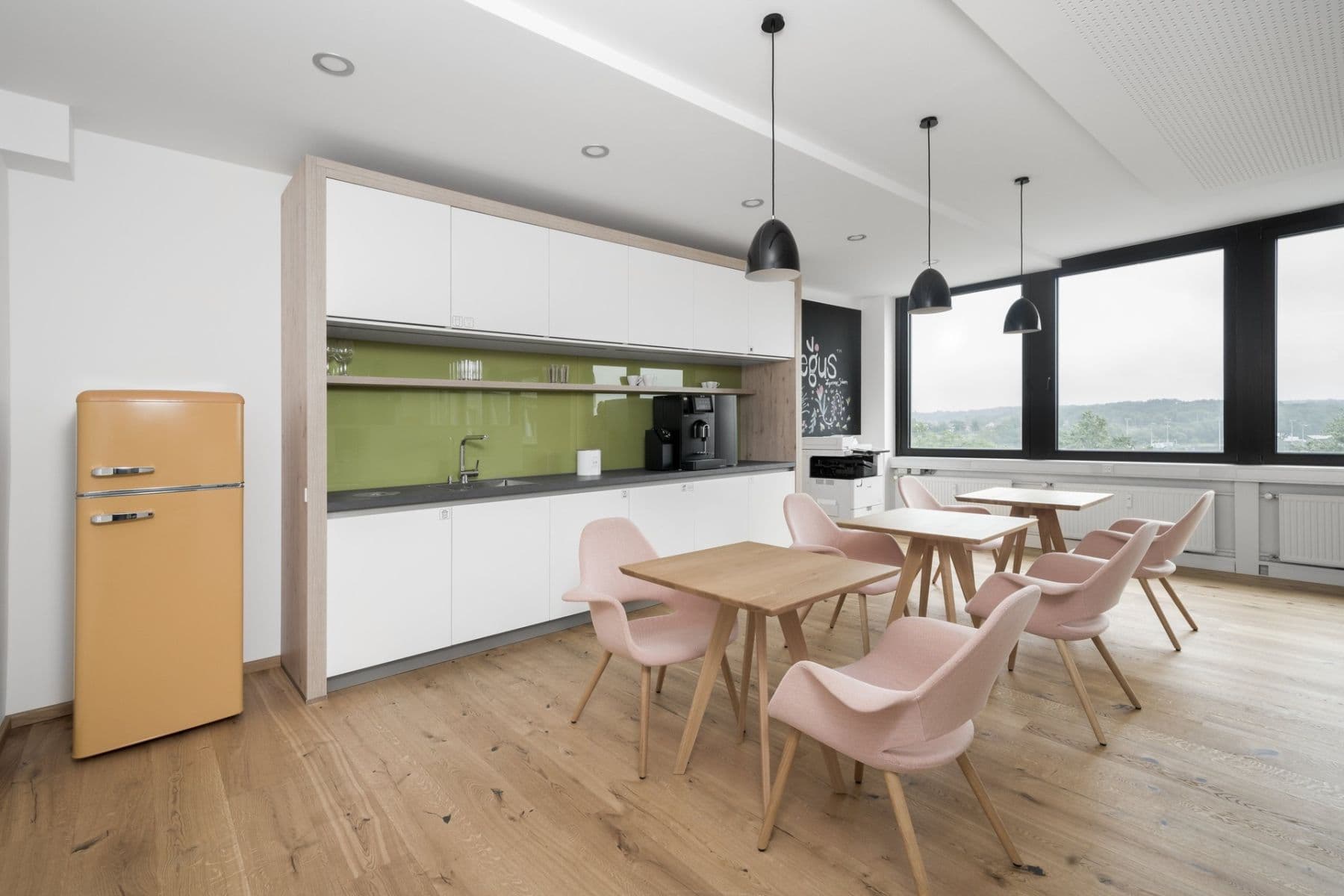 Pronájem kanceláře 1.328 m², Hahnstraße 70, Frankfurt, Hessen Pronájem kanceláře 1.328 m², Hahnstraße 70, Frankfurt, Hessen