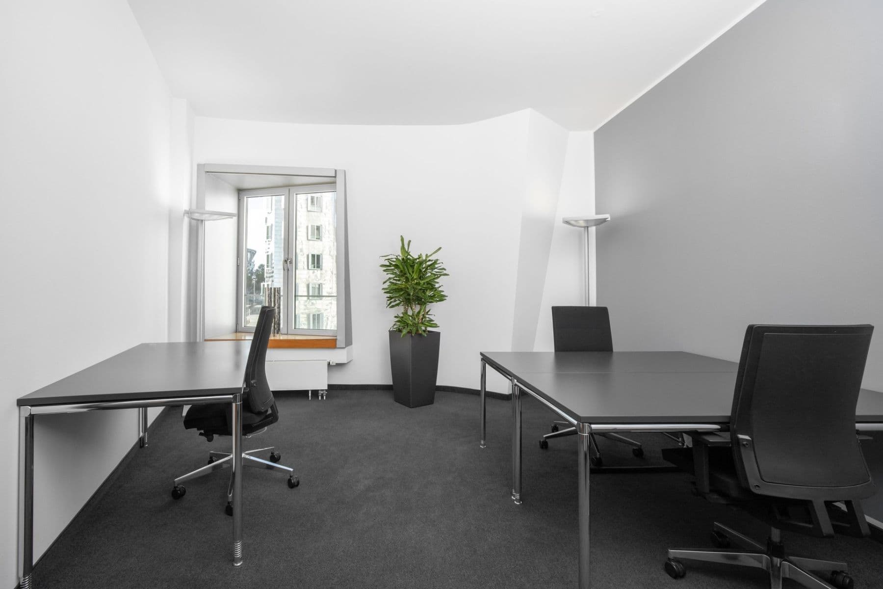 Pronájem kanceláře 1.098 m², Neuer Zollhof 3, Düsseldorf, Severní Porýní-Vestfálsko Pronájem kanceláře 1.098 m², Neuer Zollhof 3, Düsseldorf, Severní Porýní-Vestfálsko