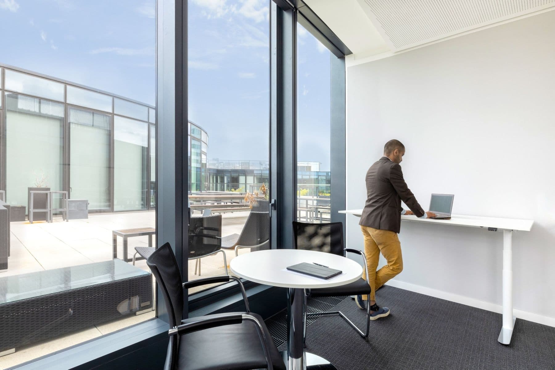 Pronájem kanceláře 1.283 m², Königsallee 2b, Düsseldorf, Severní Porýní-Vestfálsko Pronájem kanceláře 1.283 m², Königsallee 2b, Düsseldorf, Severní Porýní-Vestfálsko