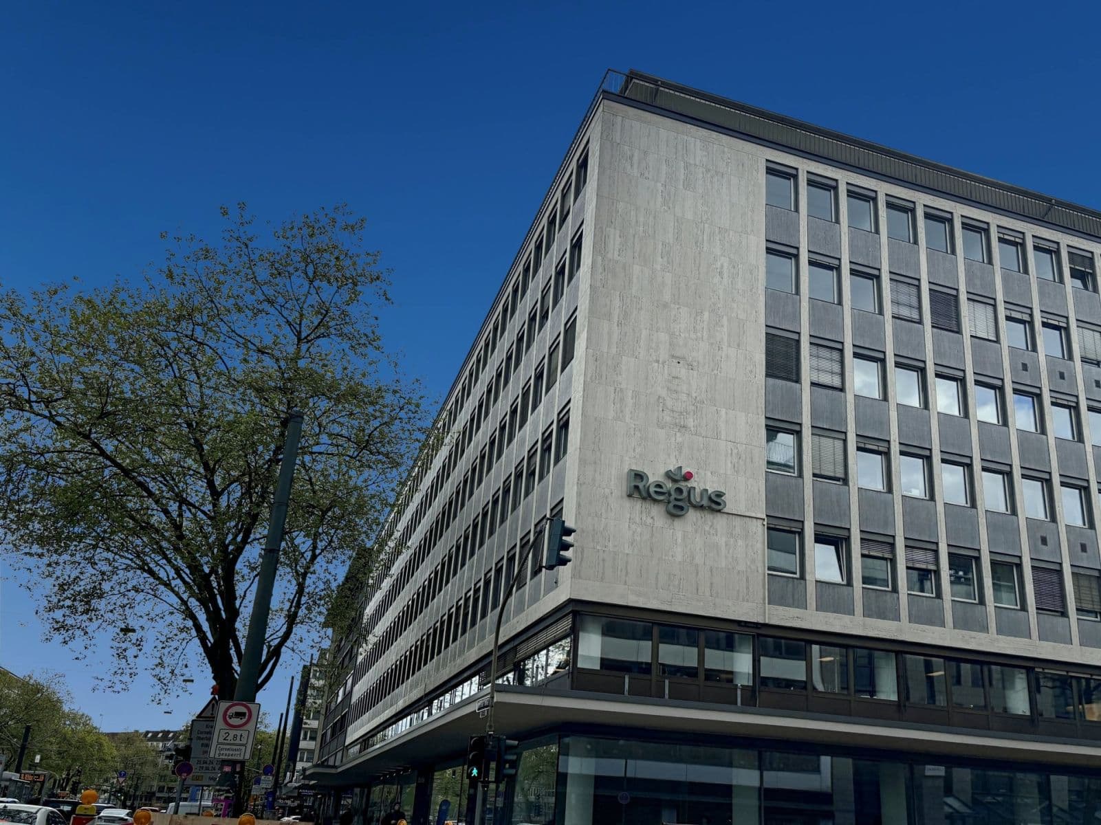 Pronájem kanceláře 1.220 m², Berliner Allee 59, Düsseldorf, Severní Porýní-Vestfálsko Pronájem kanceláře 1.220 m², Berliner Allee 59, Düsseldorf, Severní Porýní-Vestfálsko