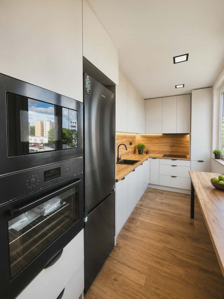Prodej bytu 3+1 73 m², Zimmlerova, Ostrava, Moravskoslezský kraj Prodej bytu 3+1 73 m², Zimmlerova, Ostrava, Moravskoslezský kraj