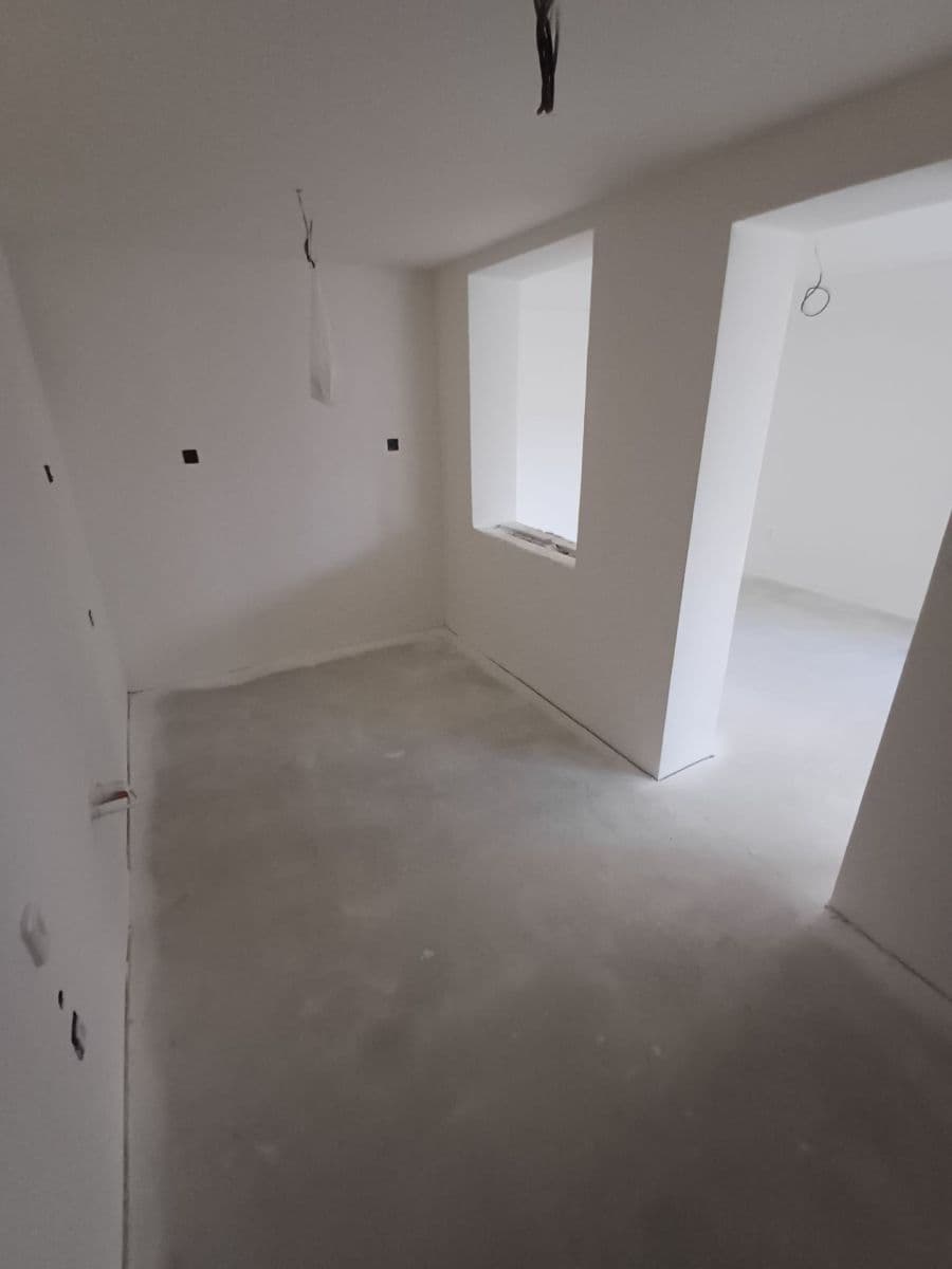 Prodej domu 174 m², pozemek 350 m², Šoporňa, Trnavský kraj Prodej domu 174 m², pozemek 350 m², Šoporňa, Trnavský kraj