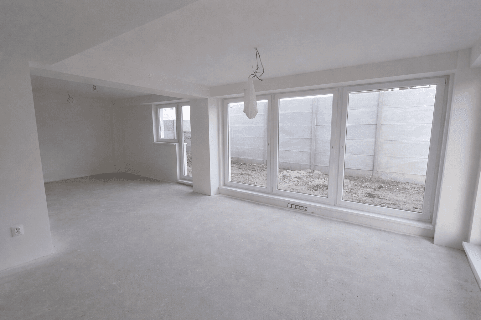 Prodej domu 174 m², pozemek 350 m², Šoporňa, Trnavský kraj Prodej domu 174 m², pozemek 350 m², Šoporňa, Trnavský kraj