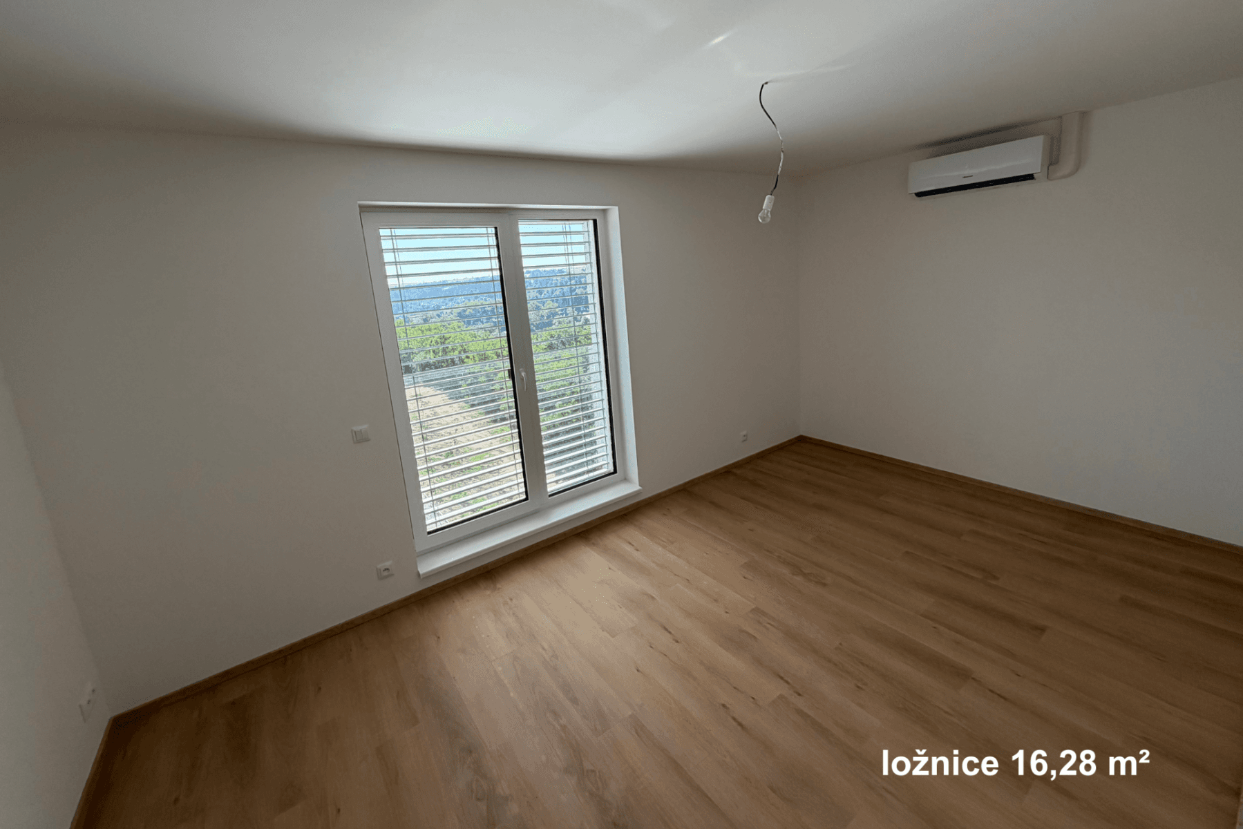 Pronájem bytu 2+kk 60 m², Modřínová, Třebíč, Kraj Vysočina Pronájem bytu 2+kk 60 m², Modřínová, Třebíč, Kraj Vysočina