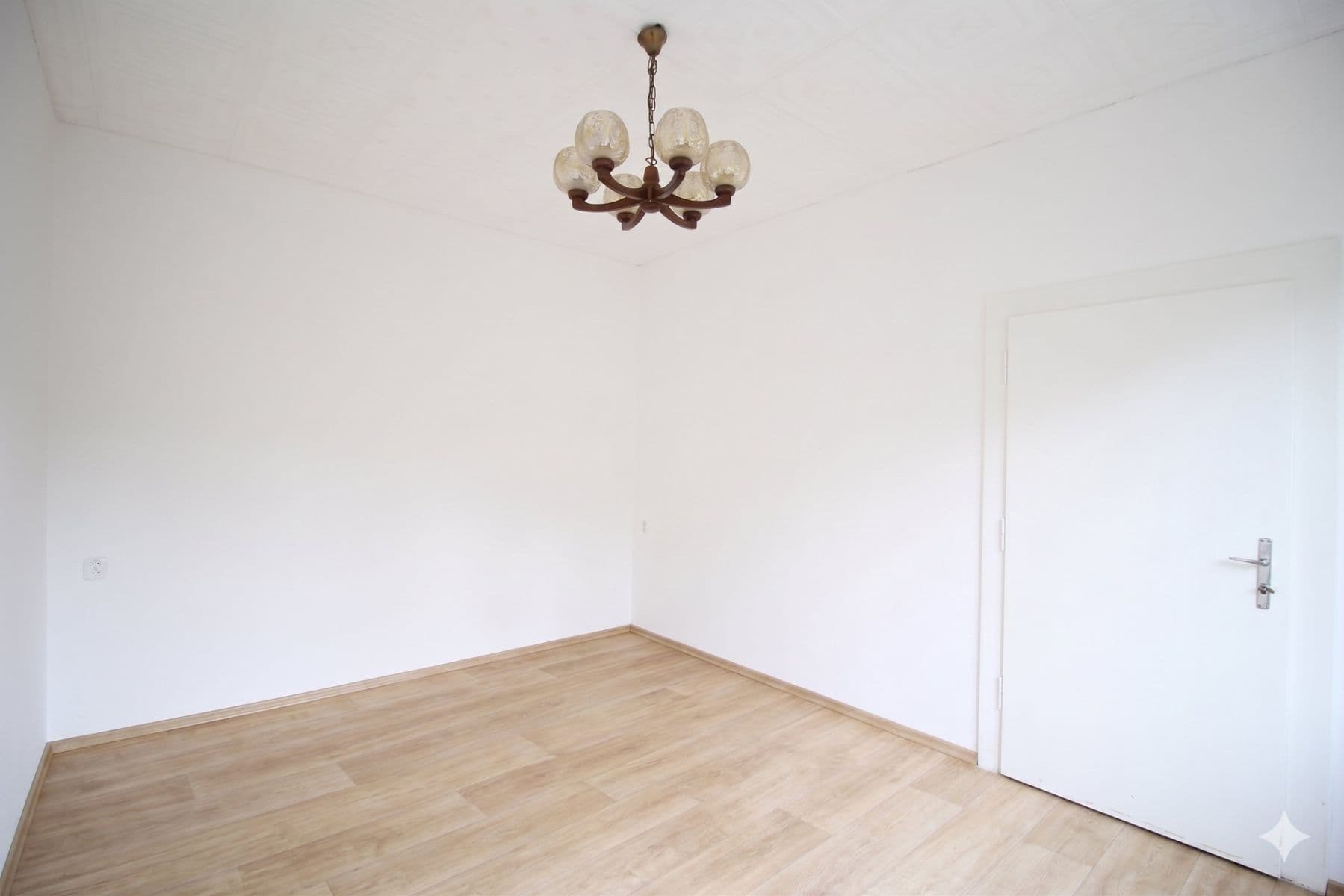 Pronájem bytu 4+kk 90 m², Barrandova, Kladno, Středočeský kraj Pronájem bytu 4+kk 90 m², Barrandova, Kladno, Středočeský kraj