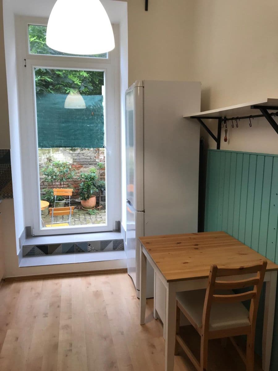 Pronájem bytu 1+1 30 m², Kubelíkova, Praha, Praha Pronájem bytu 1+1 30 m², Kubelíkova, Praha, Praha