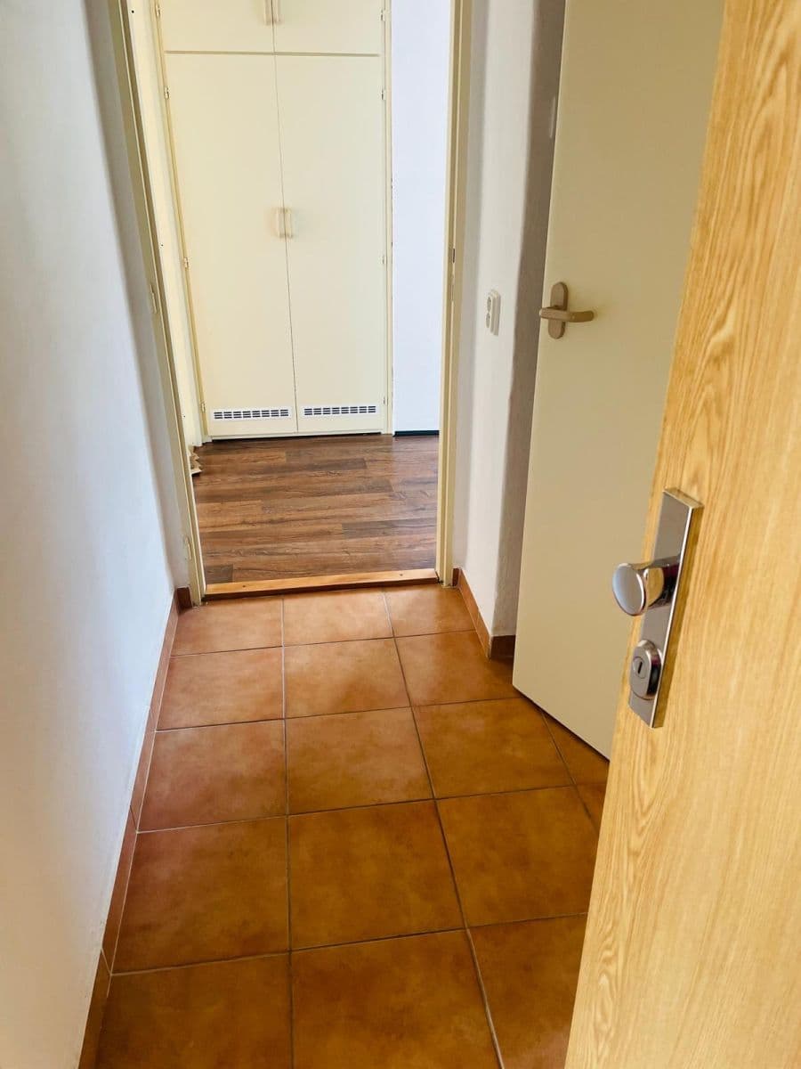 Pronájem bytu 2+1 51 m², Sídliště BSS, Brandýs nad Labem-Stará Boleslav, Středočeský kraj Pronájem bytu 2+1 51 m², Sídliště BSS, Brandýs nad Labem-Stará Boleslav, Středočeský kraj