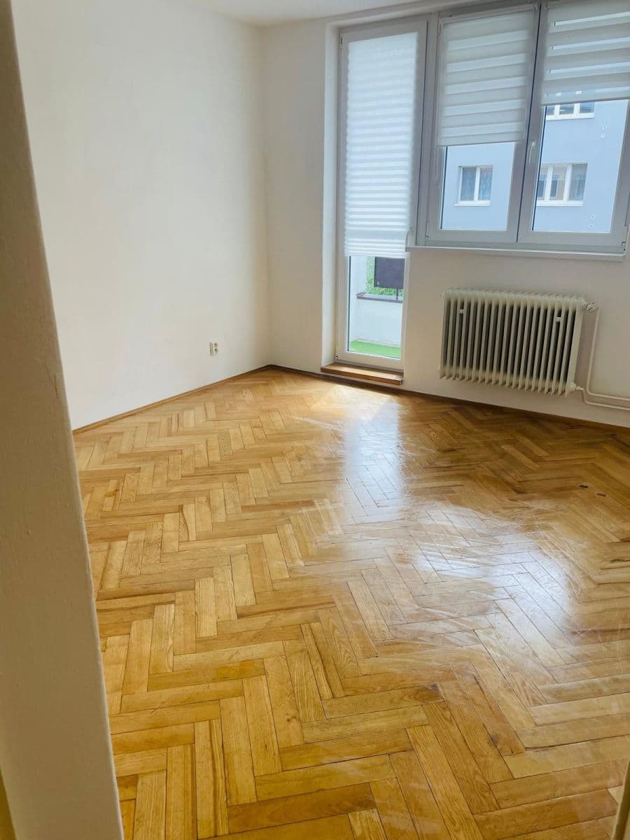 Pronájem bytu 2+1 51 m², Sídliště BSS, Brandýs nad Labem-Stará Boleslav, Středočeský kraj Pronájem bytu 2+1 51 m², Sídliště BSS, Brandýs nad Labem-Stará Boleslav, Středočeský kraj
