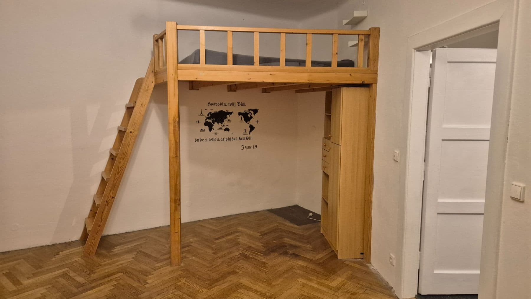 Pronájem bytu 2+kk 62 m², Na Zlatnici, Praha, Praha Pronájem bytu 2+kk 62 m², Na Zlatnici, Praha, Praha