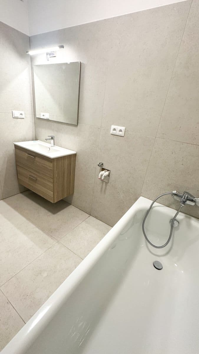 Pronájem bytu 3+1 80 m², Stonařov, Kraj Vysočina Pronájem bytu 3+1 80 m², Stonařov, Kraj Vysočina